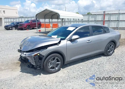 2025 Kia K4 Lxs из США, поврежденный, VIN 3KPFT4DE2SE094049